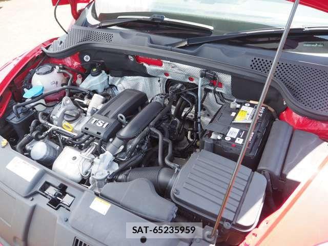 VolksWagen THE BEETLE 2018-03 7458852-19