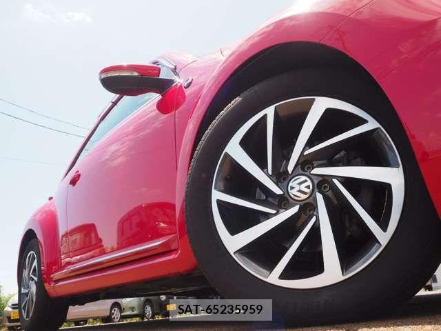 VolksWagen THE BEETLE 2018-03 7458852-6