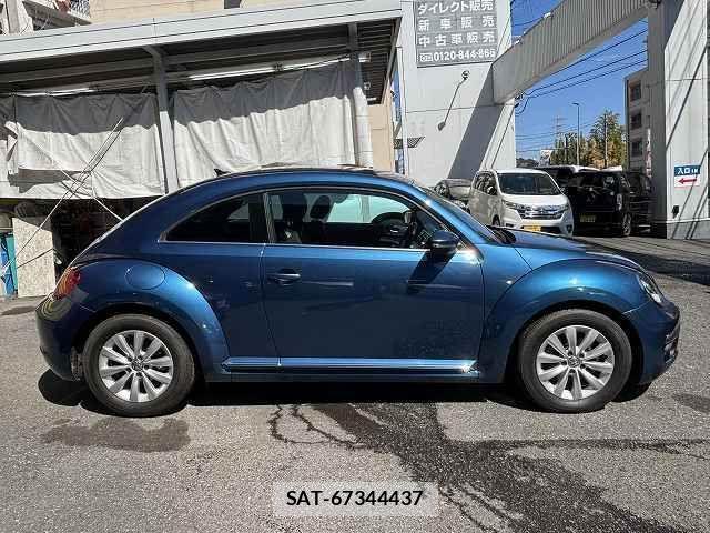 VolksWagen THE BEETLE 2017-08 7458856-17