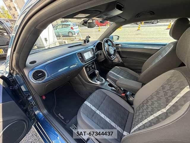 VolksWagen THE BEETLE 2017-08 7458856-20