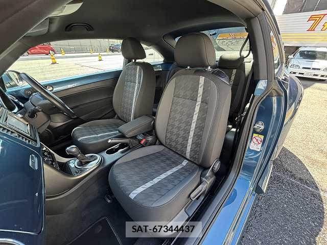 VolksWagen THE BEETLE 2017-08 7458856-21