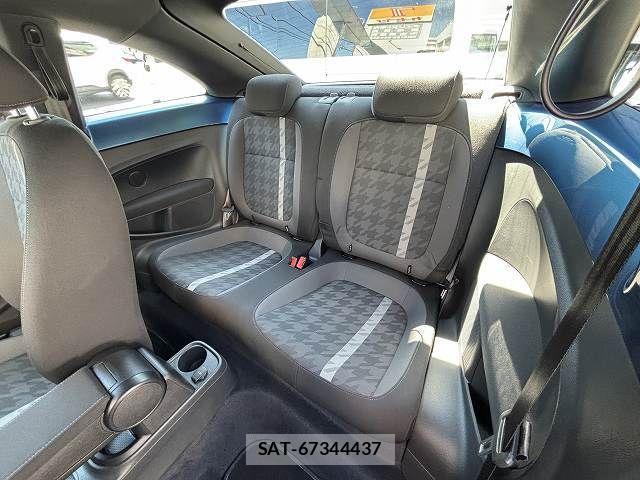 VolksWagen THE BEETLE 2017-08 7458856-25