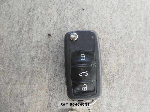 VolksWagen THE BEETLE 2015-04 7510462-29
