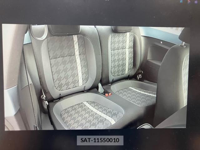 VolksWagen THE BEETLE 2017-04 7503778-11