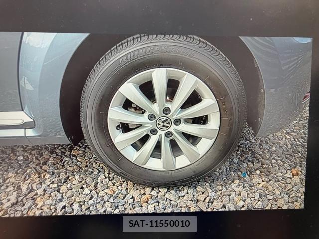 VolksWagen THE BEETLE 2017-04 7503778-4