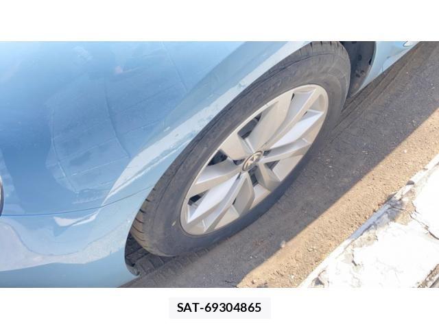 VolksWagen THE BEETLE 2013-08 7503781-1