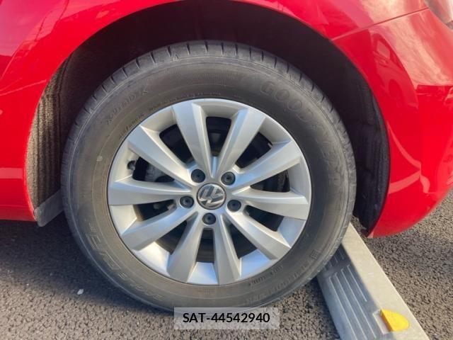 VolksWagen THE BEETLE 2017-07 7621363-3