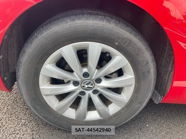 VolksWagen THE BEETLE 2017-07 7621363-6