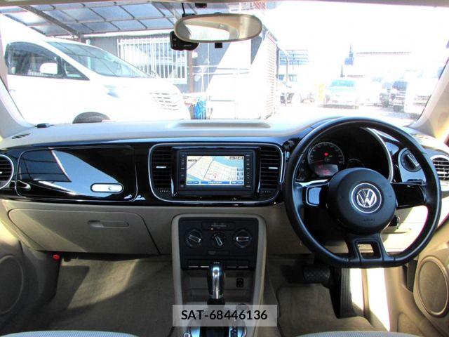 VolksWagen THE BEETLE 2013-04 7621362-2