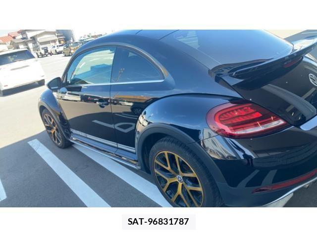 VolksWagen THE BEETLE 2017-07 7730759-6