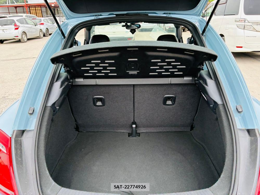 VolksWagen THE BEETLE 2014-02 6915425-22