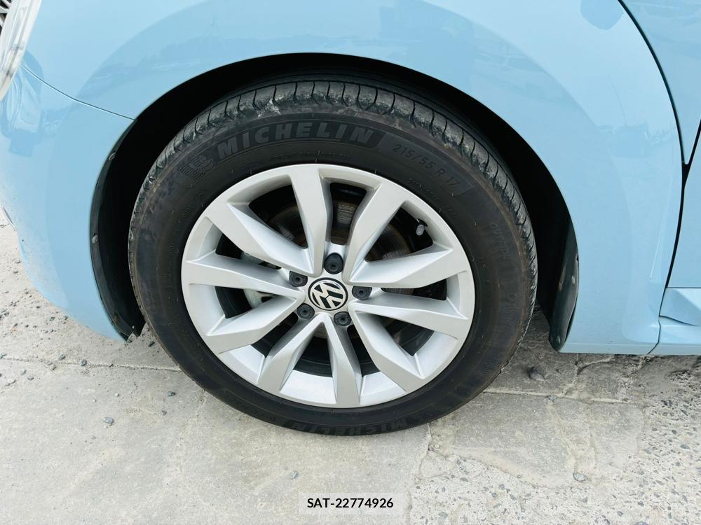 VolksWagen THE BEETLE 2014-02 6915425-26