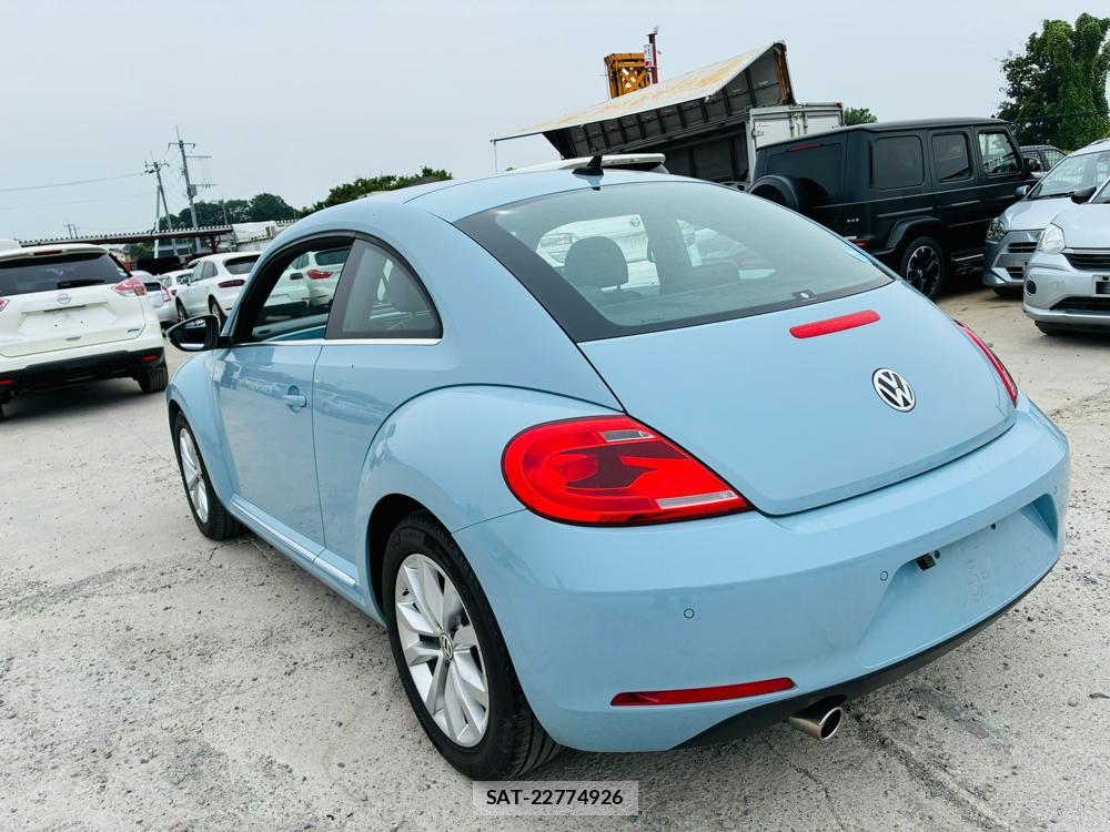 VolksWagen THE BEETLE 2014-02 6915425-2