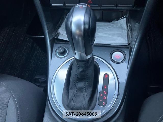 VolksWagen THE BEETLE 2017-12 7880520-22