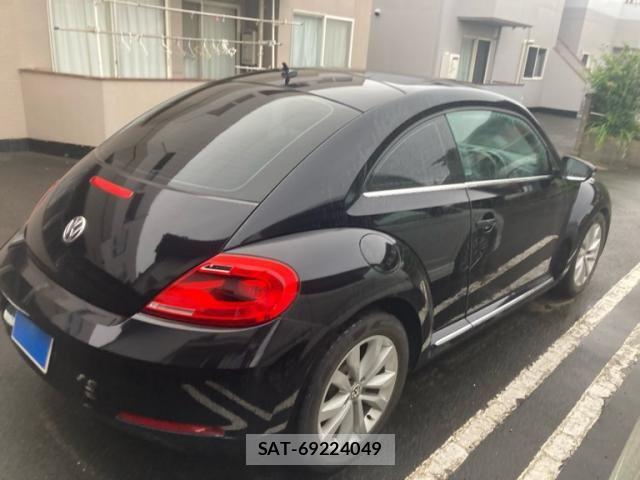 VolksWagen THE BEETLE 2012-06 7981585-3