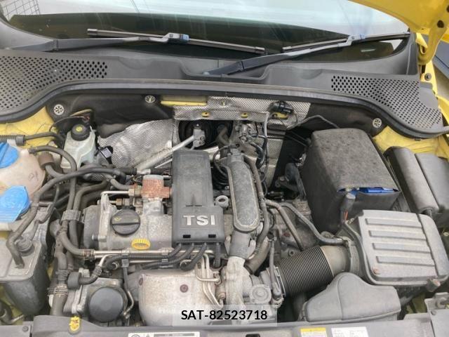 VolksWagen THE BEETLE 2014-02 8039213-12