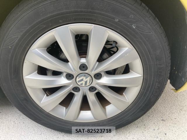 VolksWagen THE BEETLE 2014-02 8039213-6