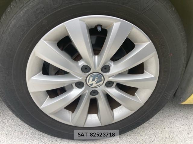 VolksWagen THE BEETLE 2014-02 8039213-7
