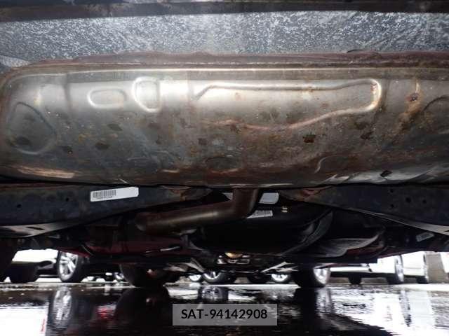 VolksWagen THE BEETLE 2015-02 8102745-11