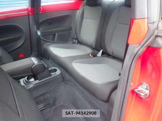 VolksWagen THE BEETLE 2015-02 8102745-15