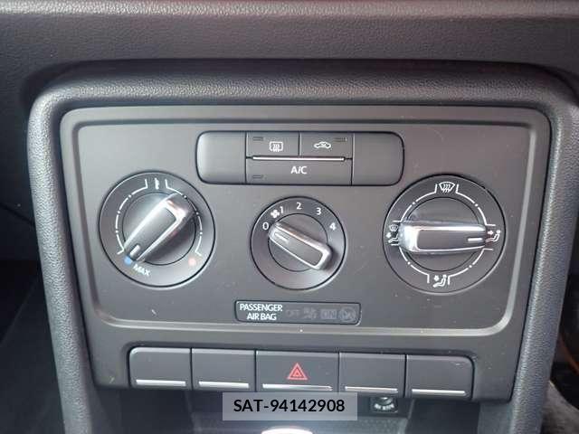 VolksWagen THE BEETLE 2015-02 8102745-20