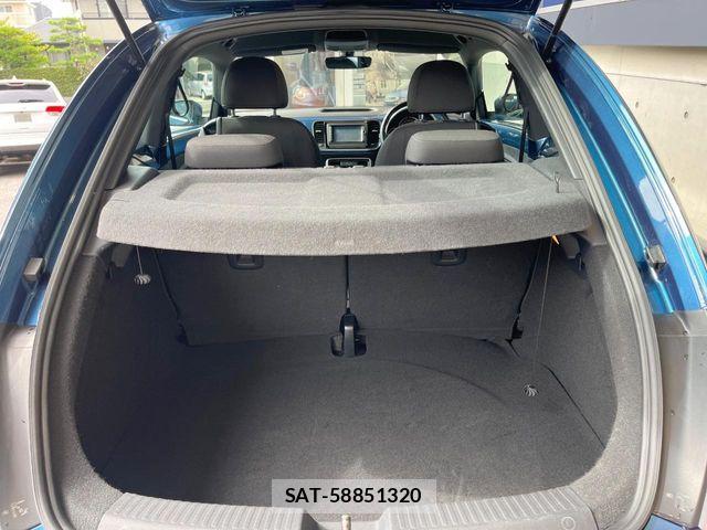 VolksWagen THE BEETLE 2017-09 8102737-18