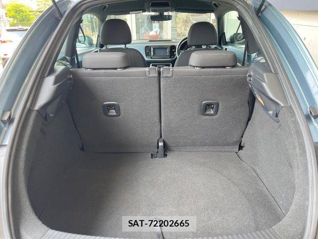 VolksWagen THE BEETLE 2017-03 8102739-11