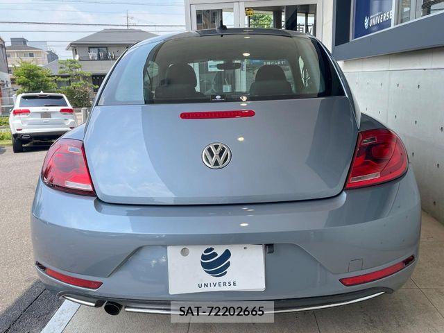 VolksWagen THE BEETLE 2017-03 8102739-15