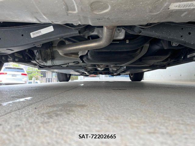 VolksWagen THE BEETLE 2017-03 8102739-18