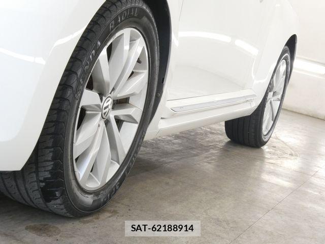 VolksWagen THE BEETLE 2013-09 8133025-5