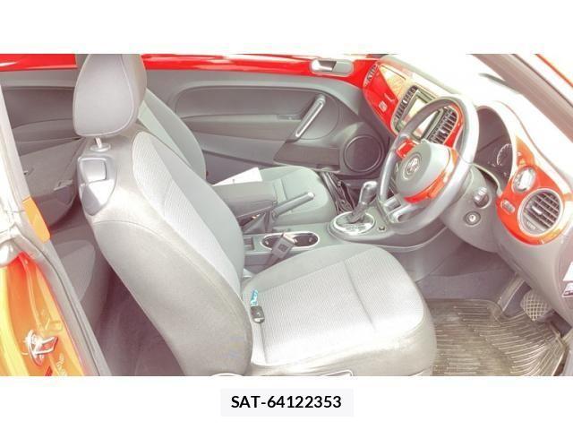 VolksWagen THE BEETLE 2013-06 8133026-10