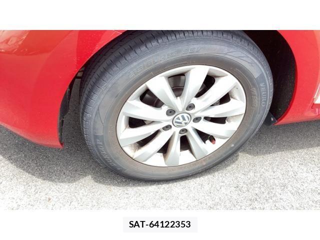 VolksWagen THE BEETLE 2013-06 8133026-2