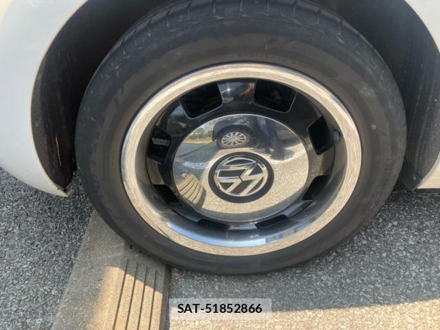 VolksWagen THE BEETLE 2013-08 8159528-6