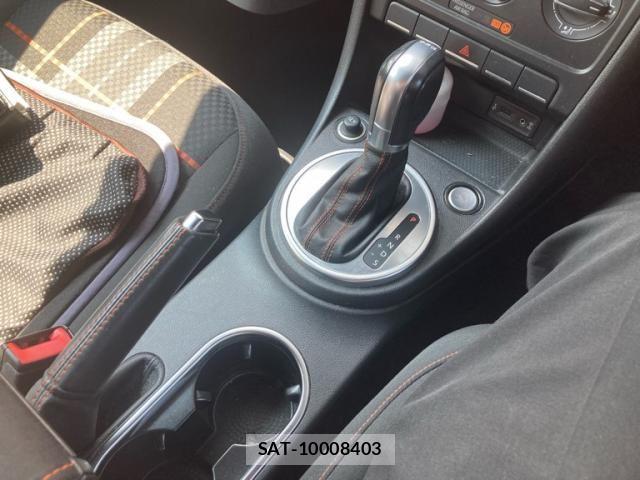 VolksWagen THE BEETLE 2016-06 8211032-21