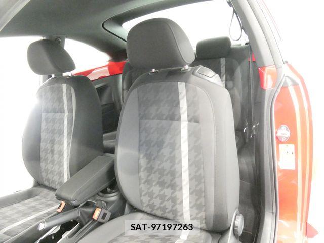 VolksWagen THE BEETLE 2018-06 8211031-16