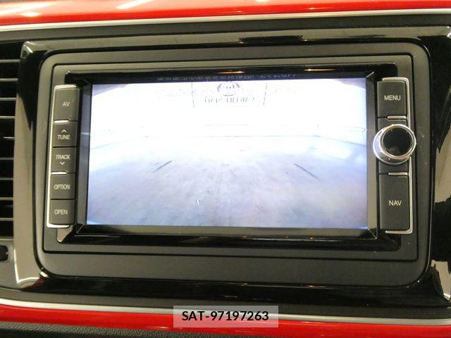 VolksWagen THE BEETLE 2018-06 8211031-25