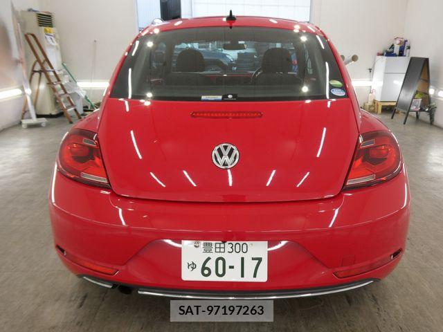 VolksWagen THE BEETLE 2018-06 8211031-4