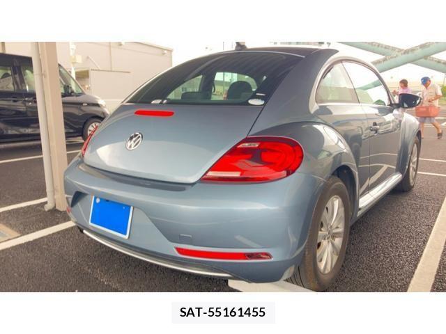 VolksWagen THE BEETLE 2017-02 8232433-2