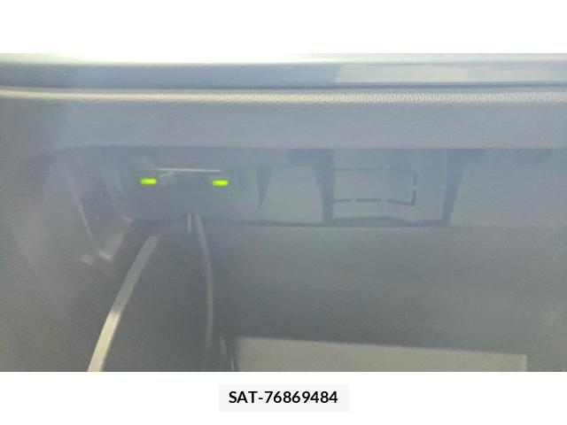 VolksWagen THE BEETLE 2016-09 8247170-19