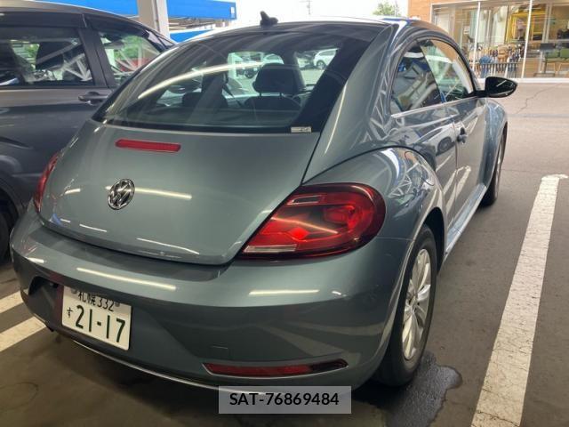 VolksWagen THE BEETLE 2016-09 8247170-3