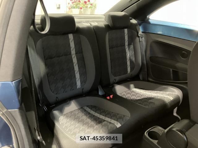VolksWagen THE BEETLE 2018-02 8318120-10