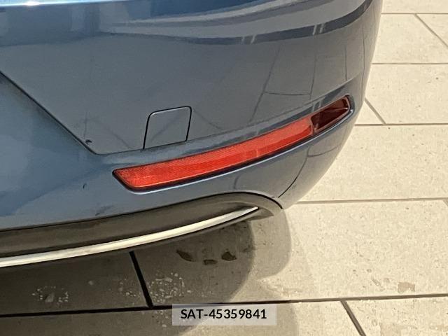 VolksWagen THE BEETLE 2018-02 8318120-25