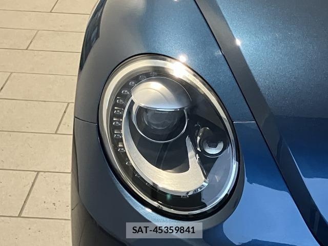 VolksWagen THE BEETLE 2018-02 8318120-28