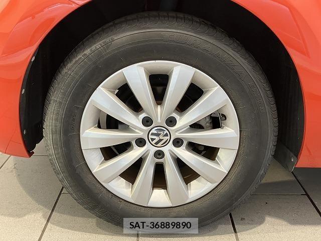 VolksWagen THE BEETLE 2017-10 8318117-18
