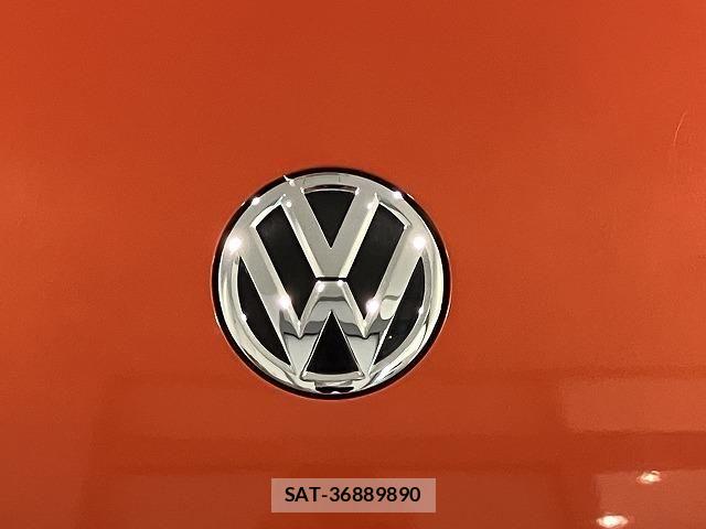 VolksWagen THE BEETLE 2017-10 8318117-24