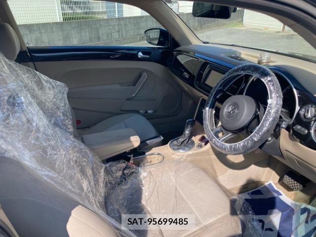 VolksWagen THE BEETLE 2013-03 8338524-9