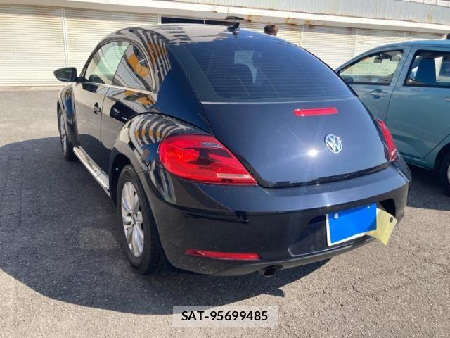 VolksWagen THE BEETLE 2013-03 8338524-1