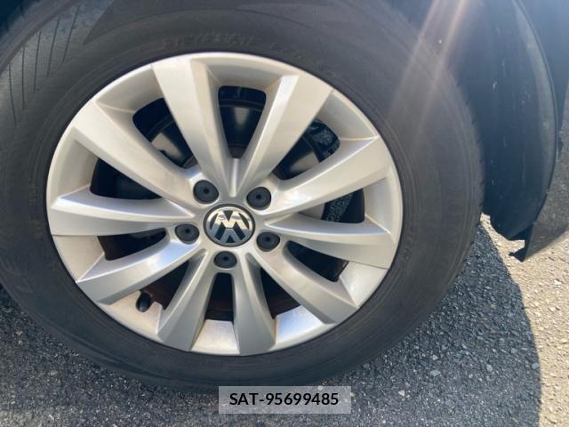 VolksWagen THE BEETLE 2013-03 8338524-5