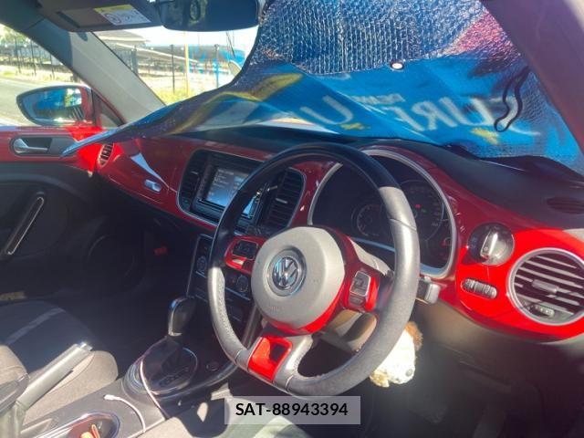 VolksWagen THE BEETLE 2019-06 8369765-12