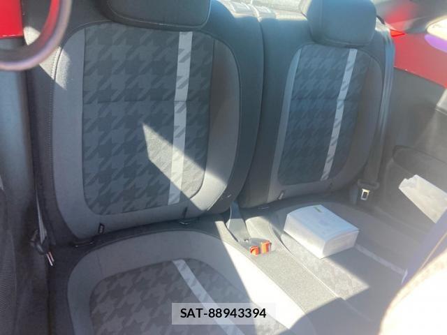 VolksWagen THE BEETLE 2019-06 8369765-14